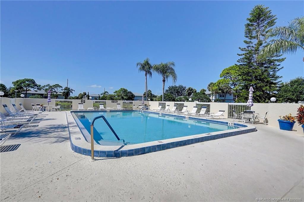 1564 SE Royal Green Circle, Unit 104, Port Saint Lucie, FL 34952 Photo