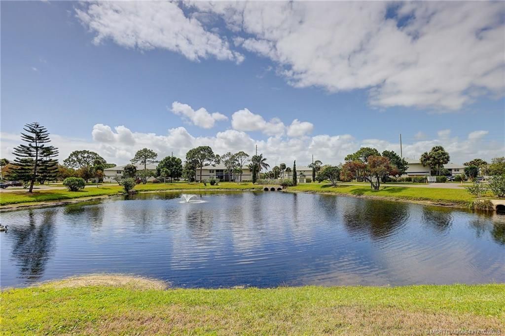 1564 SE Royal Green Circle, Unit 104, Port Saint Lucie, FL 34952 Photo