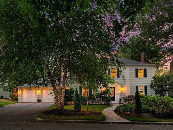 64 Varick Rd, Newton, MA 02468