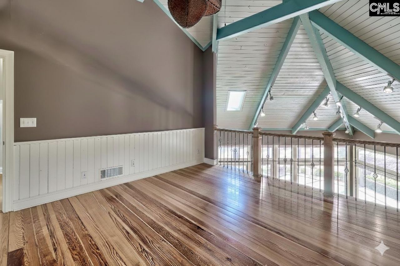 510 Yachting Road Photo 33