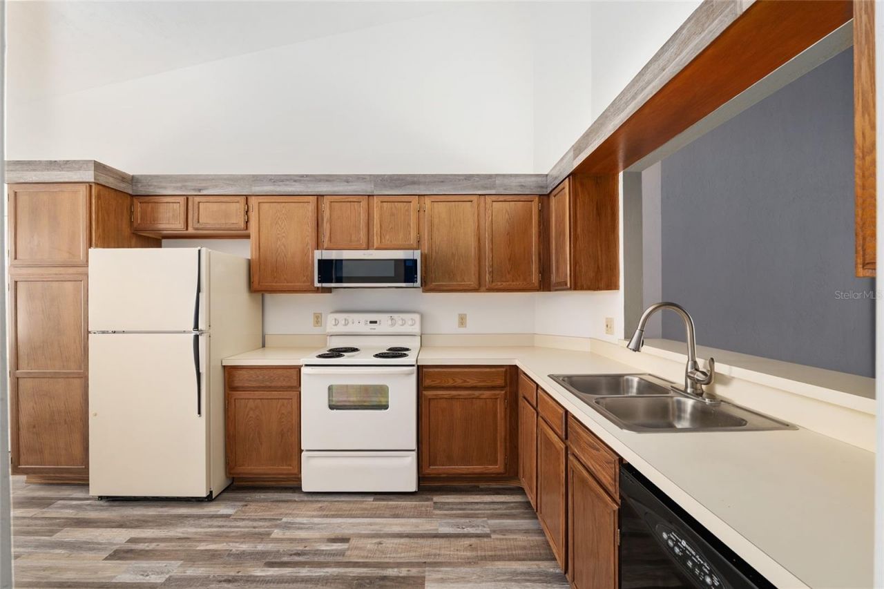 3615 NW 104th Drive, Unit 102, Gainesville, FL 32606 Photo