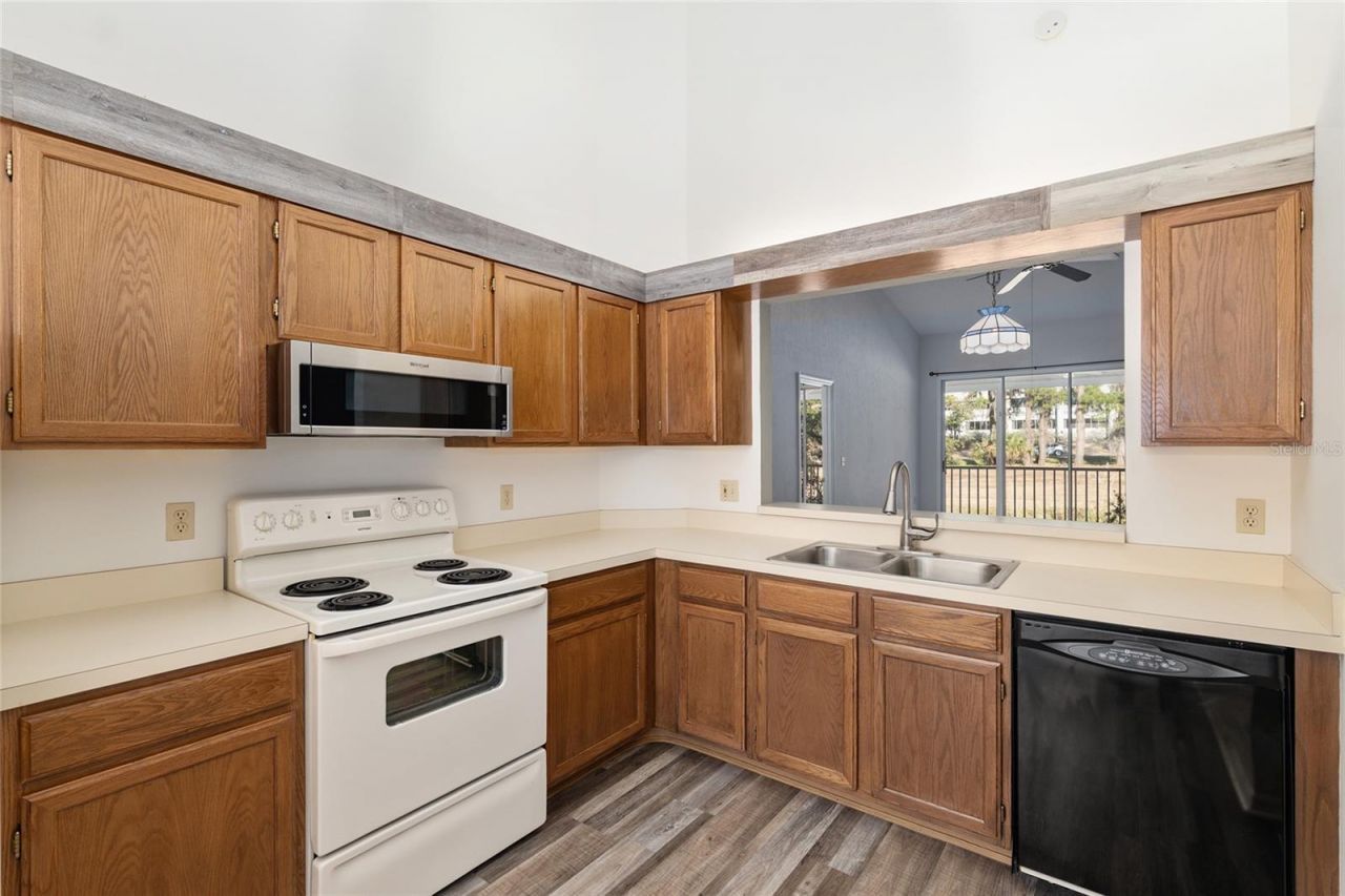 3615 NW 104th Drive, Unit 102, Gainesville, FL 32606 Photo