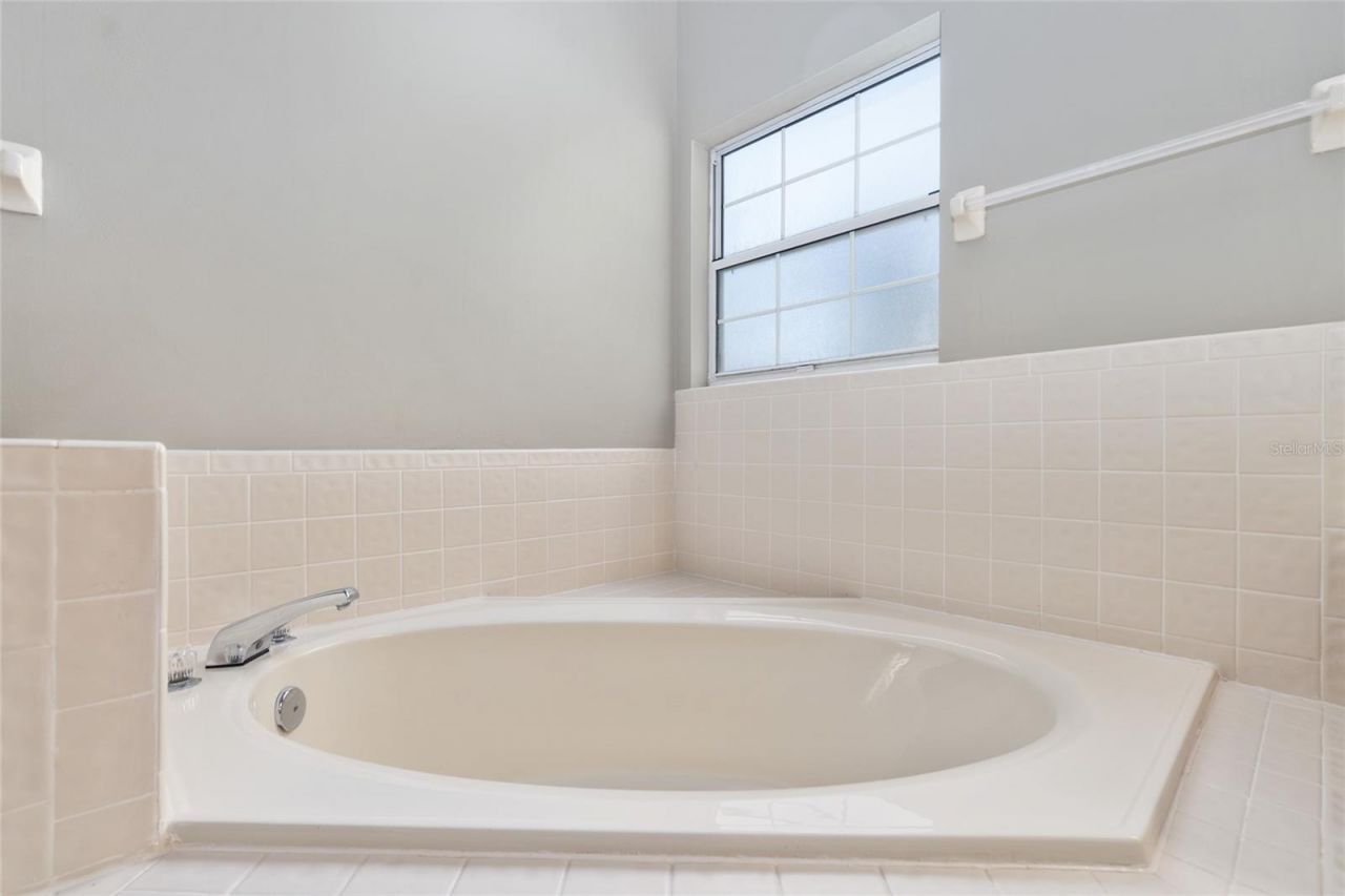 3615 NW 104th Drive, Unit 102, Gainesville, FL 32606 Photo