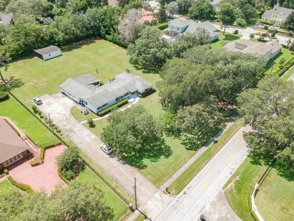 1700 S MILLER ROAD, VALRICO, FL 33594