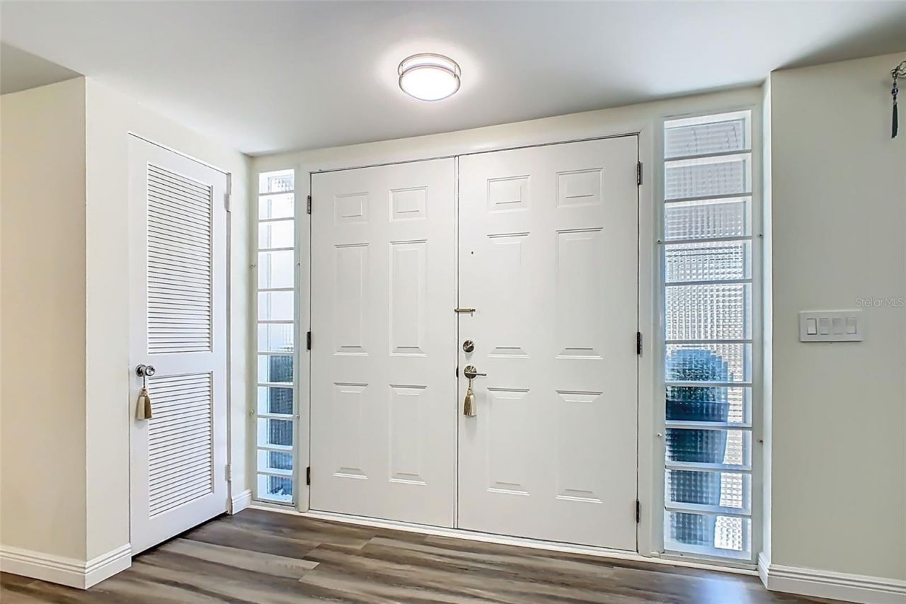 1700 S Miller Road, Valrico, FL 33594 Photo