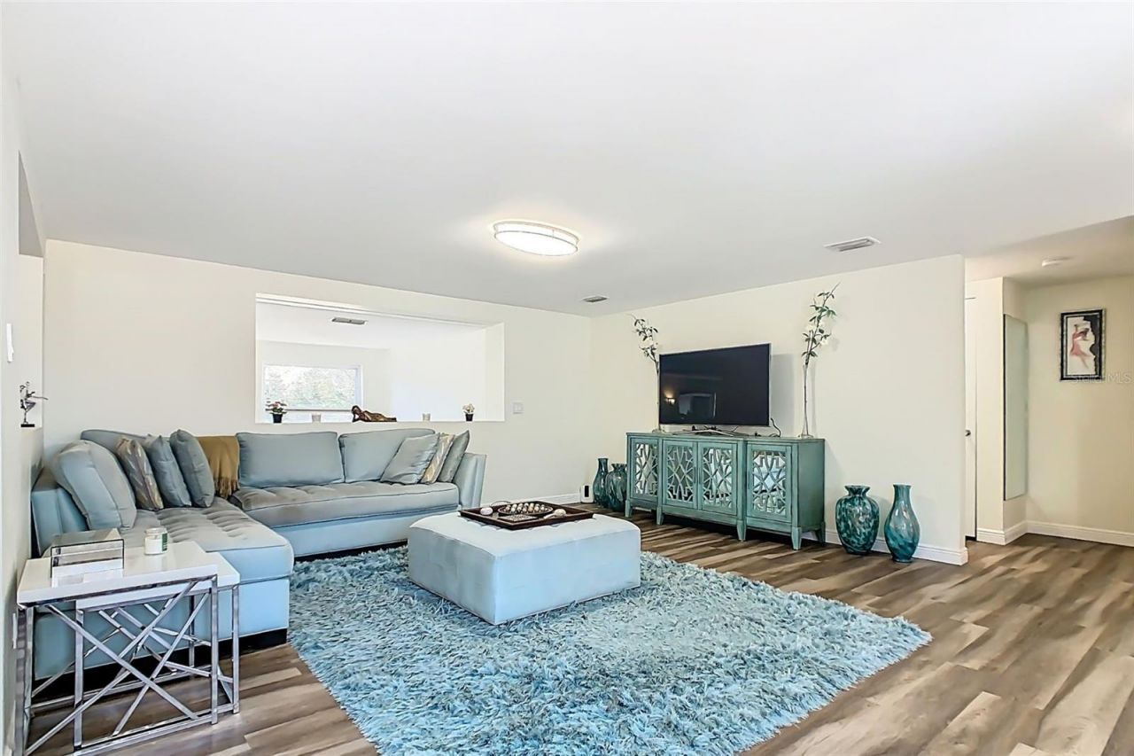 1700 S Miller Road, Valrico, FL 33594 Photo