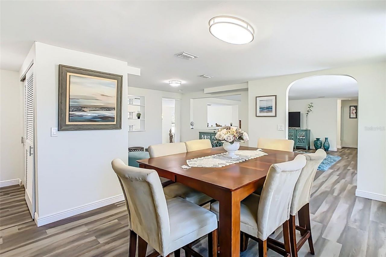 1700 S Miller Road, Valrico, FL 33594 Photo