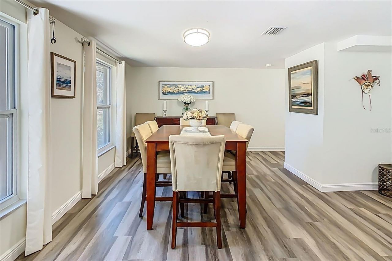 1700 S Miller Road, Valrico, FL 33594 Photo