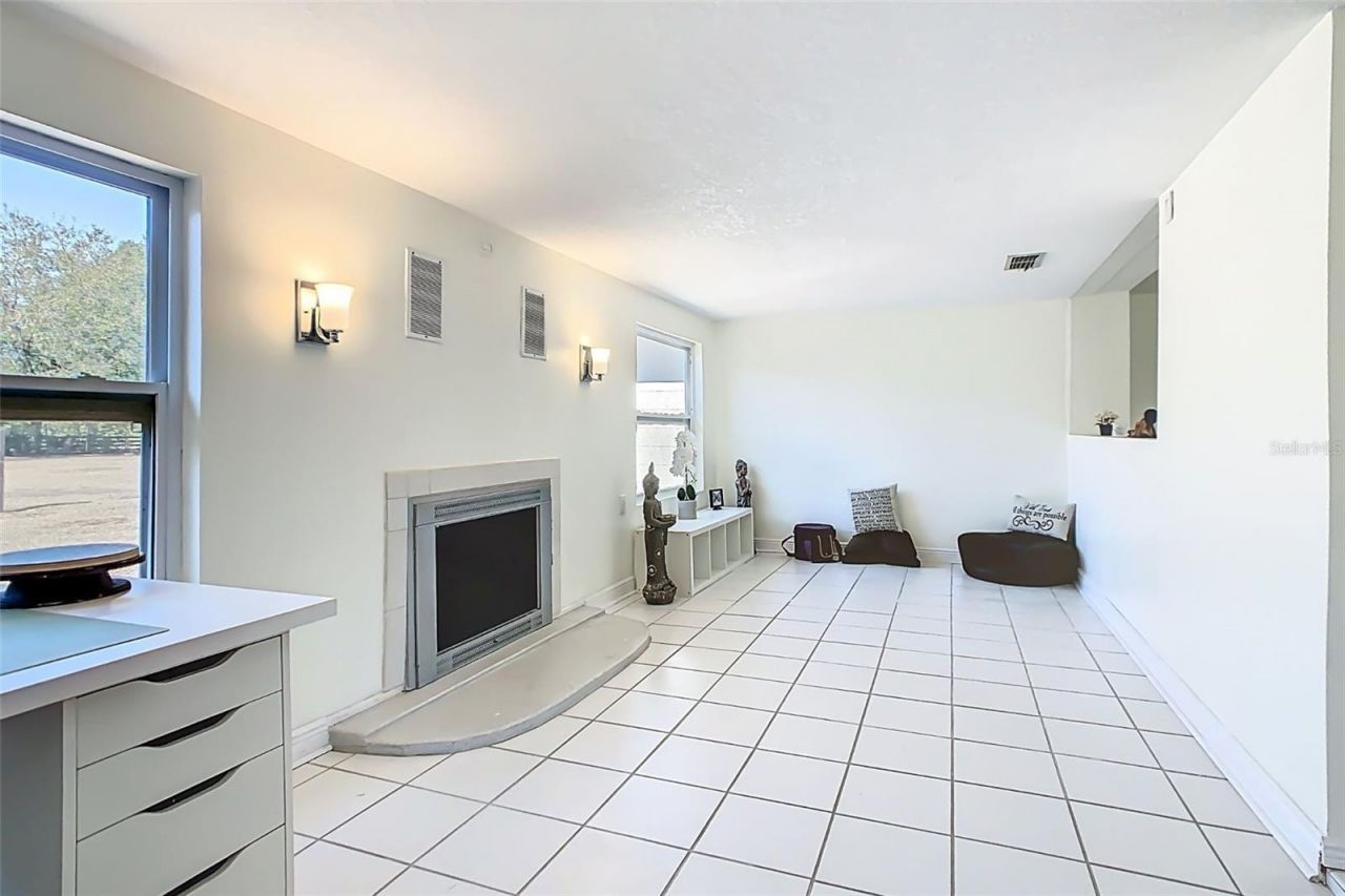 1700 S Miller Road, Valrico, FL 33594 Photo