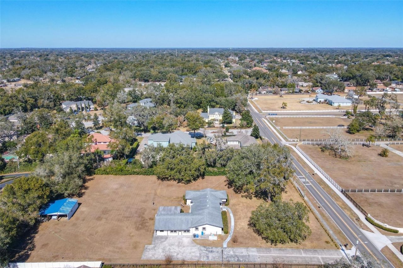 1700 S Miller Road, Valrico, FL 33594 Photo