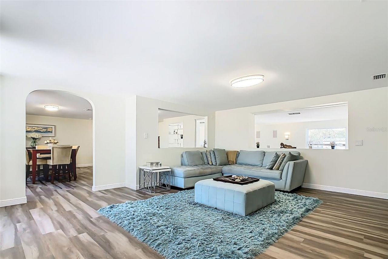 1700 S Miller Road, Valrico, FL 33594 Photo