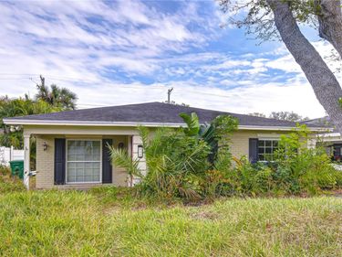 615 E DAVIS BOULEVARD, TAMPA, FL 33606