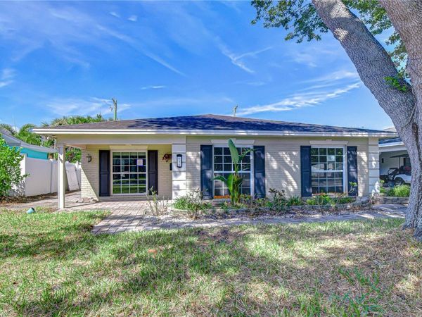 615 E DAVIS BOULEVARD, TAMPA, FL 33606