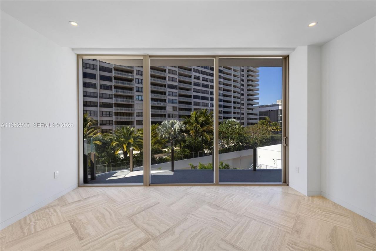 5 Grove Isle Dr., Unit M401, Coconut Grove, FL 33133 Photo