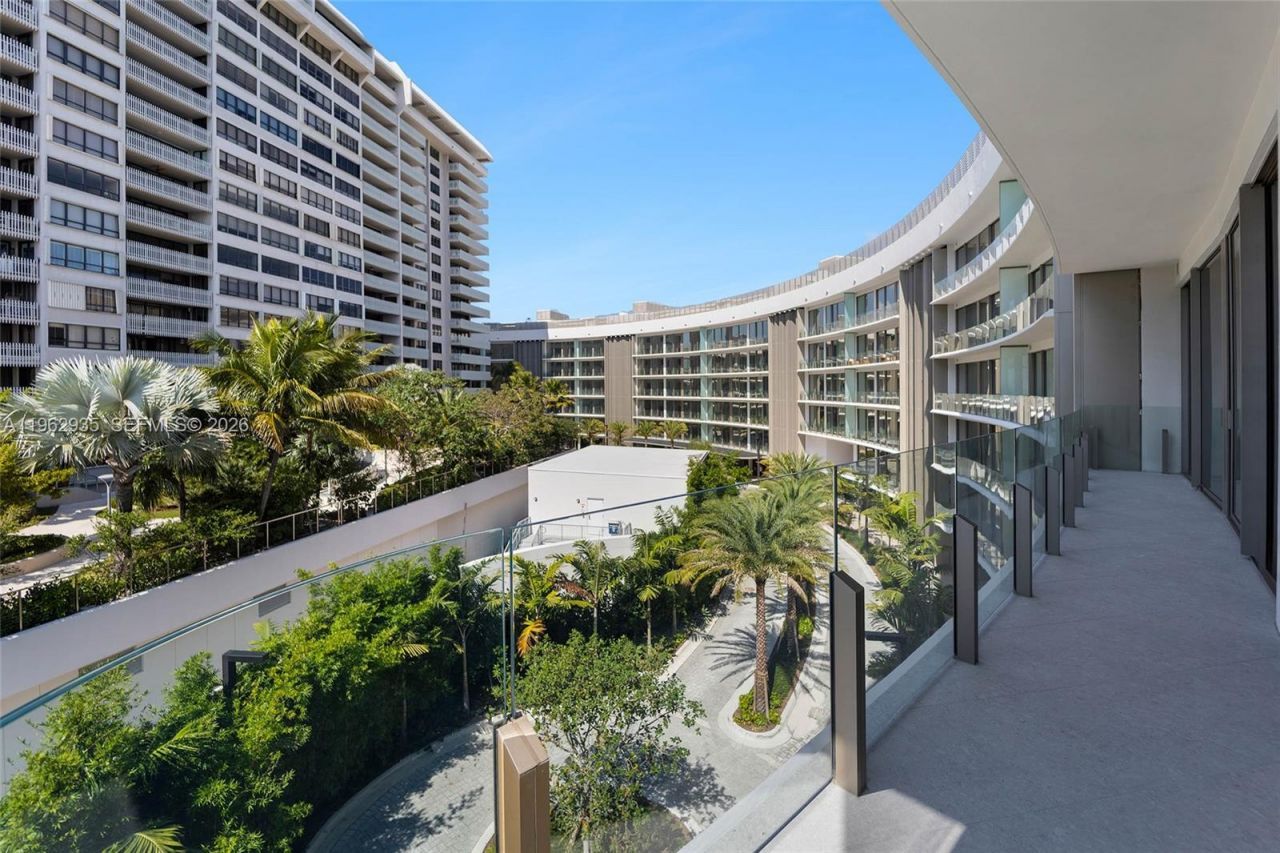 5 Grove Isle Dr., Unit M401, Coconut Grove, FL 33133 Photo