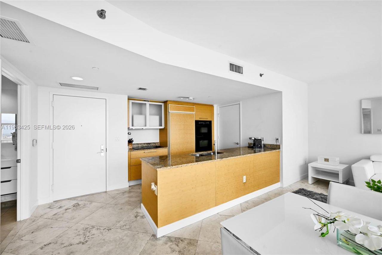 1830 S Ocean Dr, Unit 1907, Hallandale Beach, FL 33009 Photo