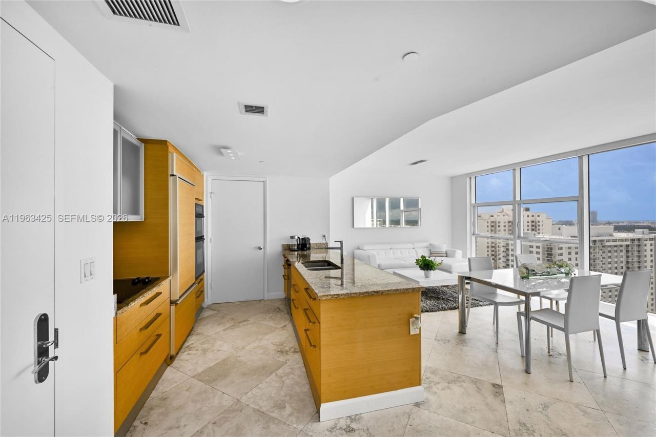 1830 S Ocean Dr, Unit 1907, Hallandale Beach, FL 33009 Photo