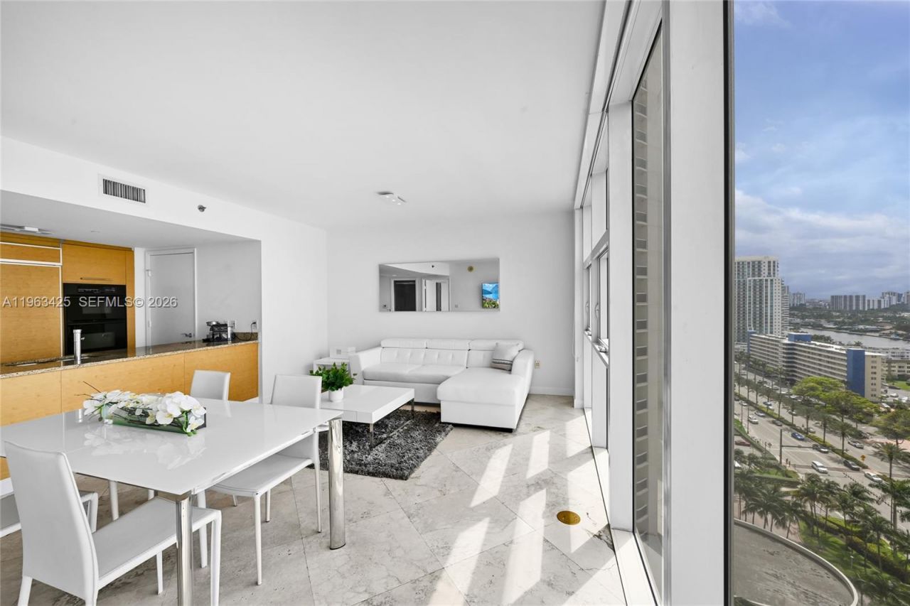 1830 S Ocean Dr, Unit 1907, Hallandale Beach, FL 33009 Photo