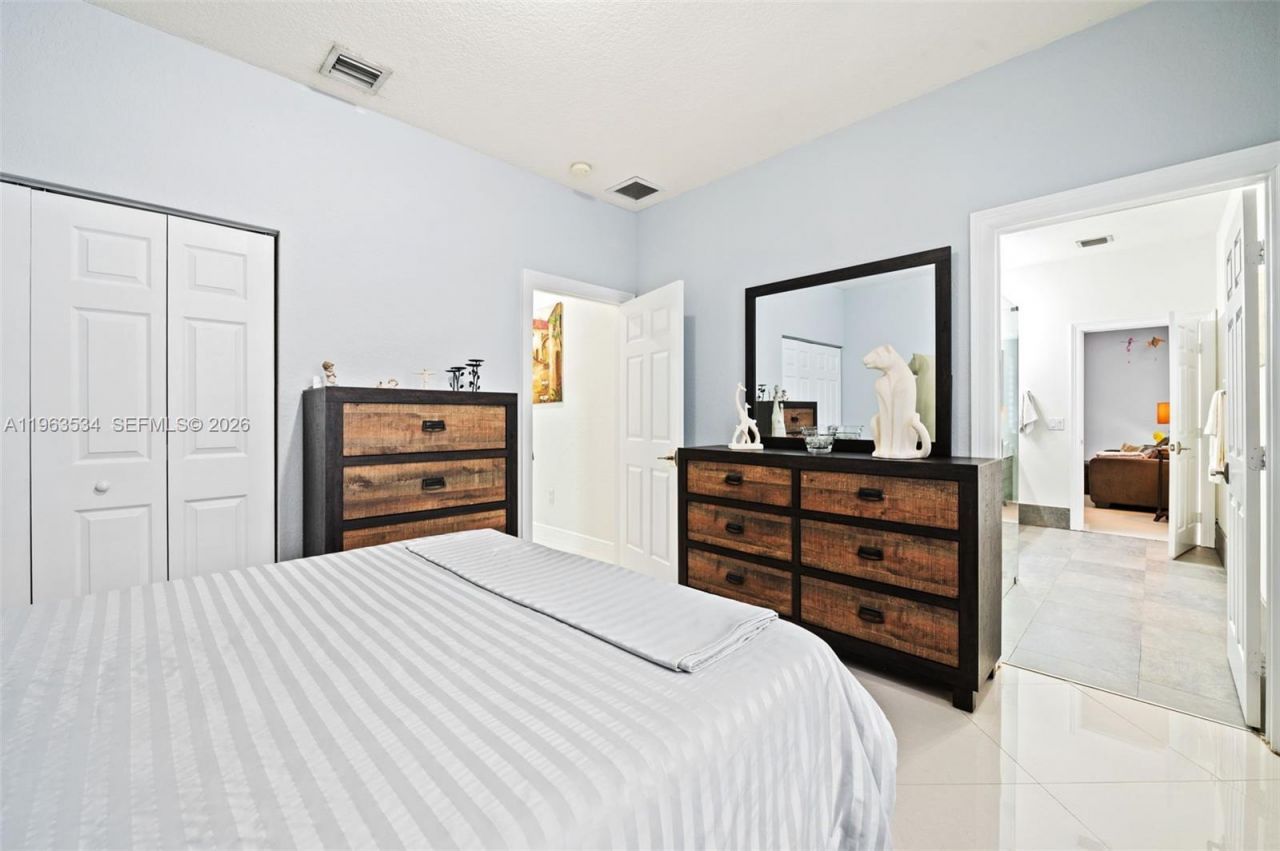 18563 SW 49th St, Miramar, FL 33029 Photo