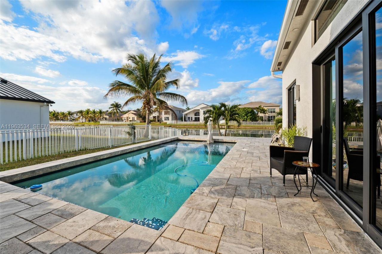 18563 SW 49th St, Miramar, FL 33029 Photo