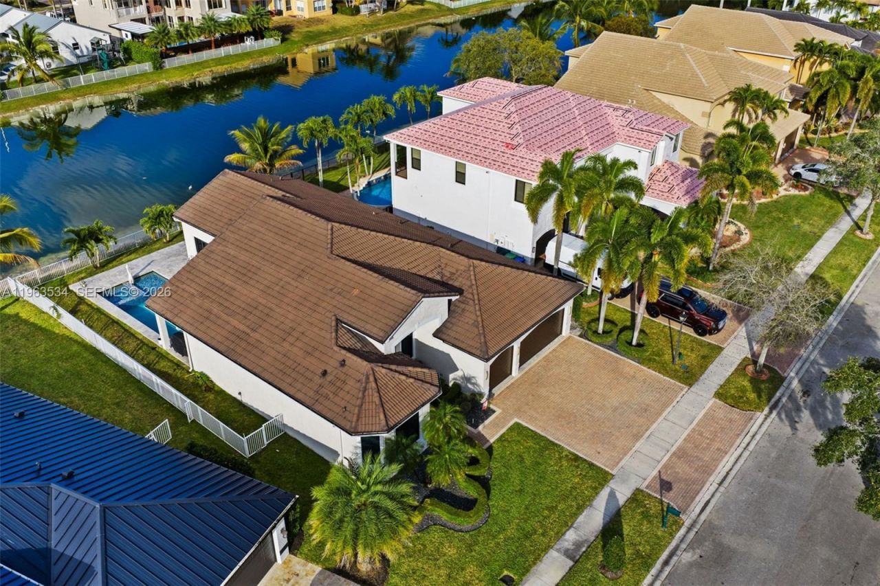 18563 SW 49th St, Miramar, FL 33029 Photo