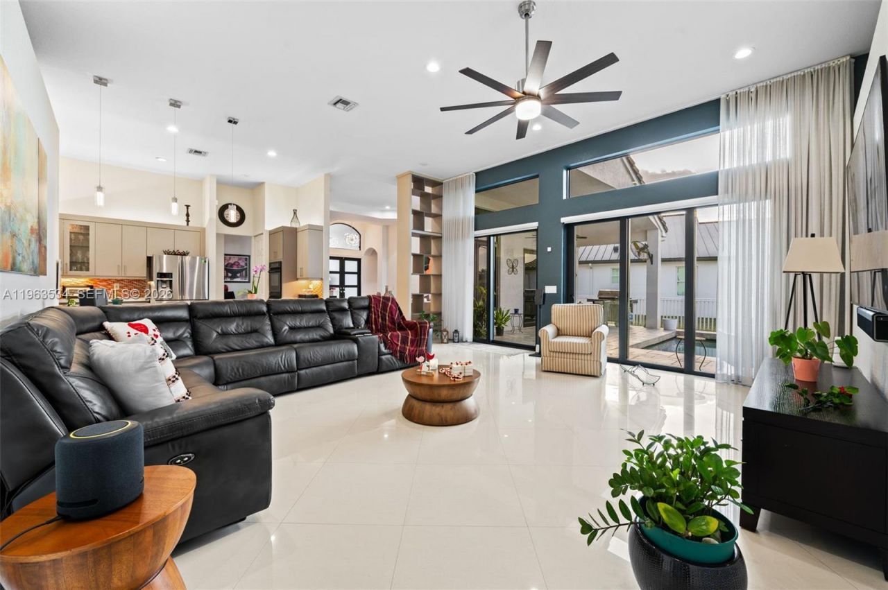 18563 SW 49th St, Miramar, FL 33029 Photo