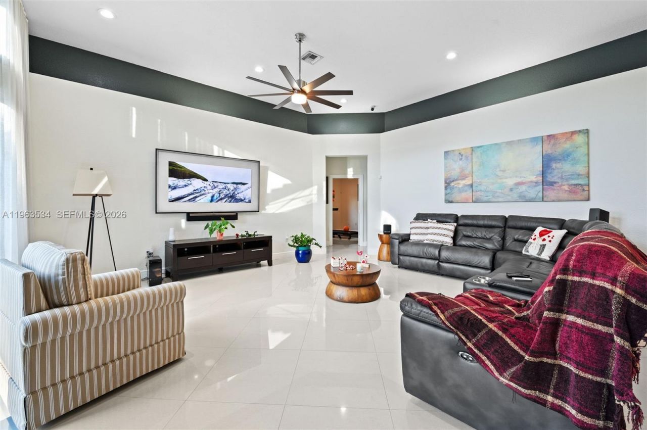 18563 SW 49th St, Miramar, FL 33029 Photo