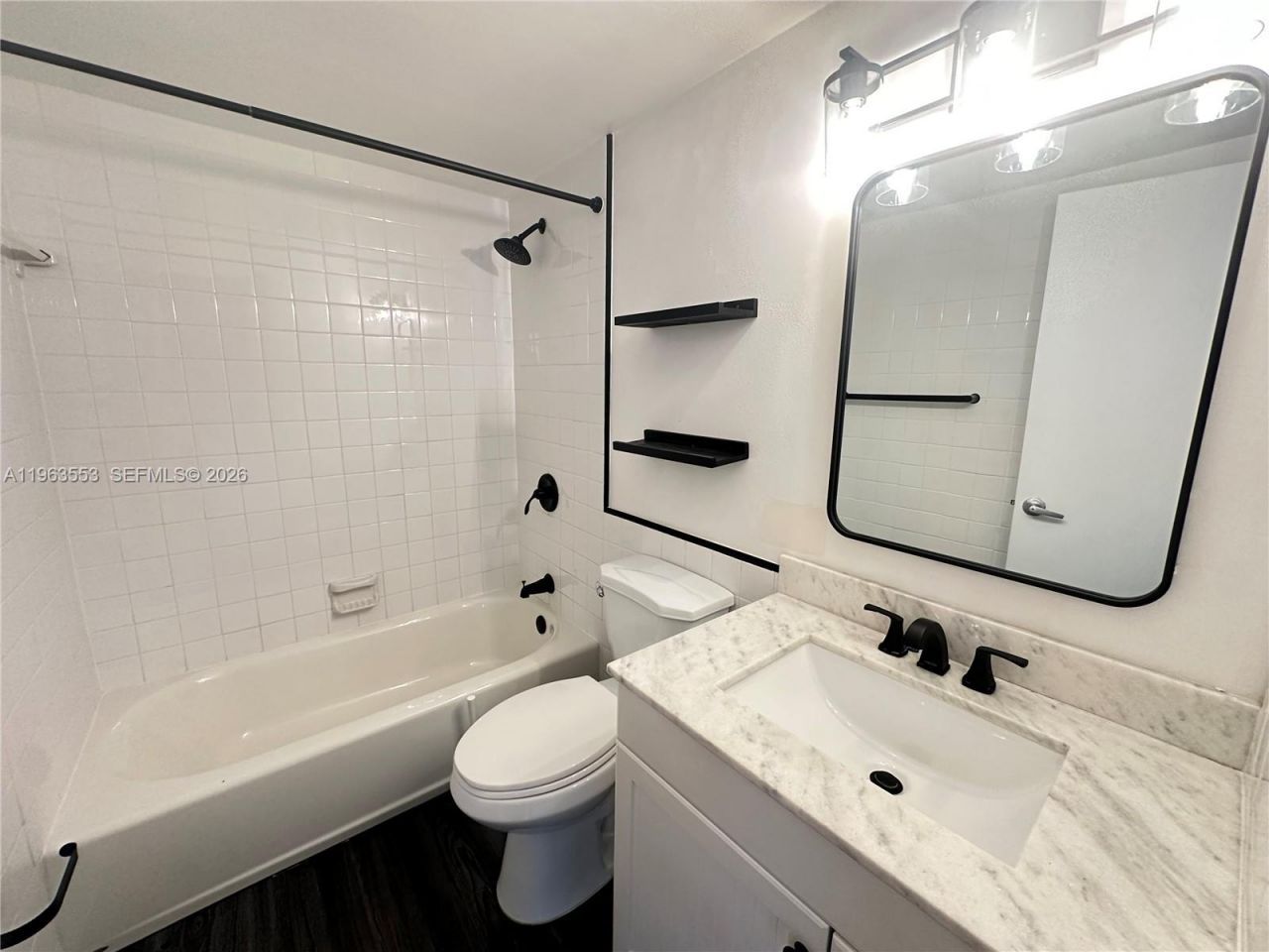 201 180th Dr, Unit 201, Sunny Isles Beach, FL 33160 Photo