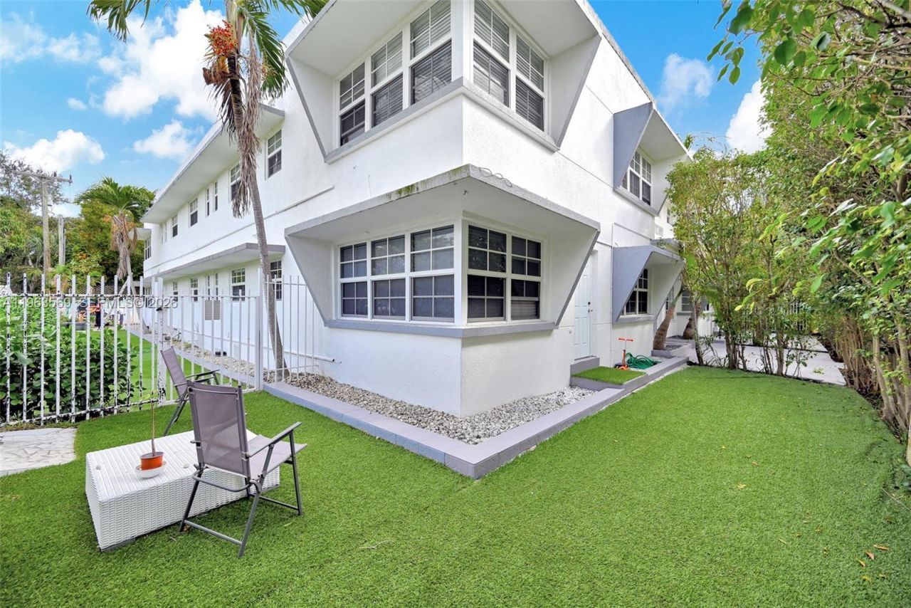 5201 Biscayne Blvd , Miami, FL 33137 Photo