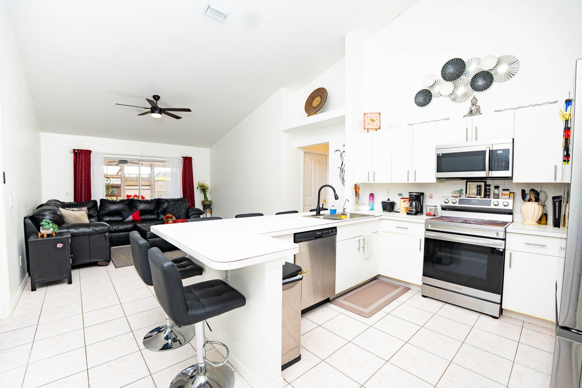 376 NW Sherry Lane, Port Saint Lucie, FL 34986 Photo