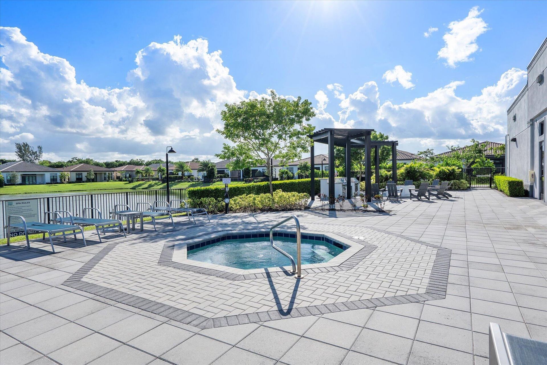 8318 W Blue Spring Drive, Parkland, FL 33067 Photo