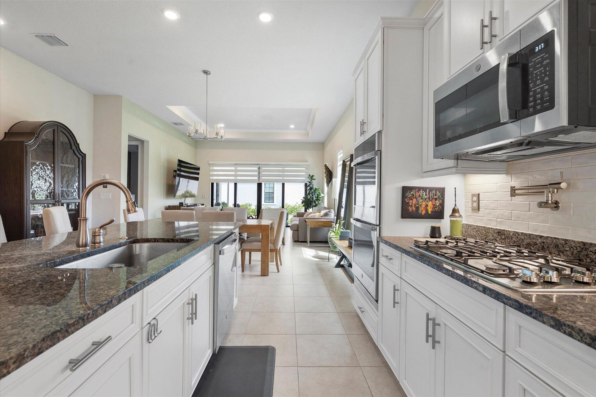 8318 W Blue Spring Drive, Parkland, FL 33067 Photo