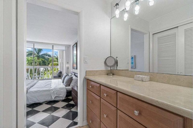 2505 S Ocean Boulevard, Unit 303, Palm Beach, FL 33480 Photo