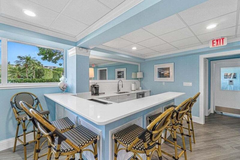 2505 S Ocean Boulevard, Unit 303, Palm Beach, FL 33480 Photo