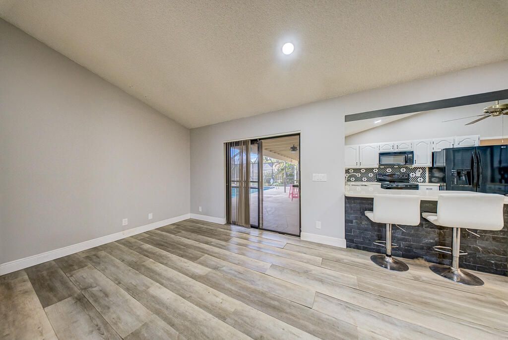 301 Knotty Wood Lane, Wellington, FL 33414 Photo