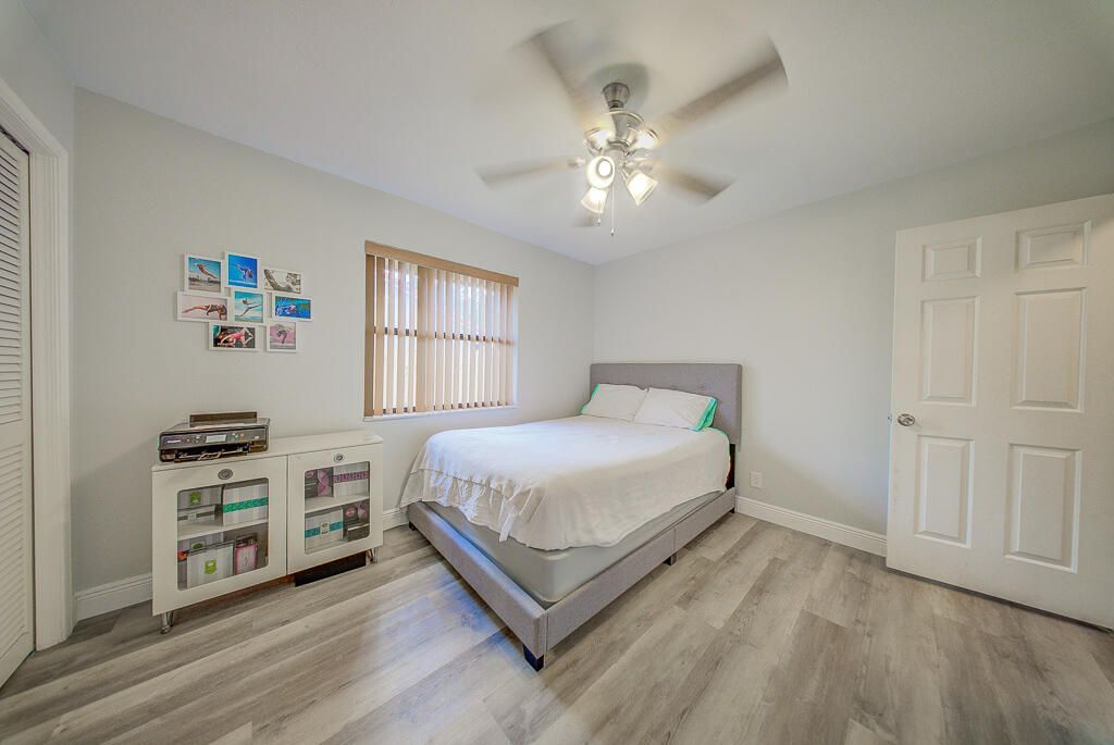 301 Knotty Wood Lane, Wellington, FL 33414 Photo