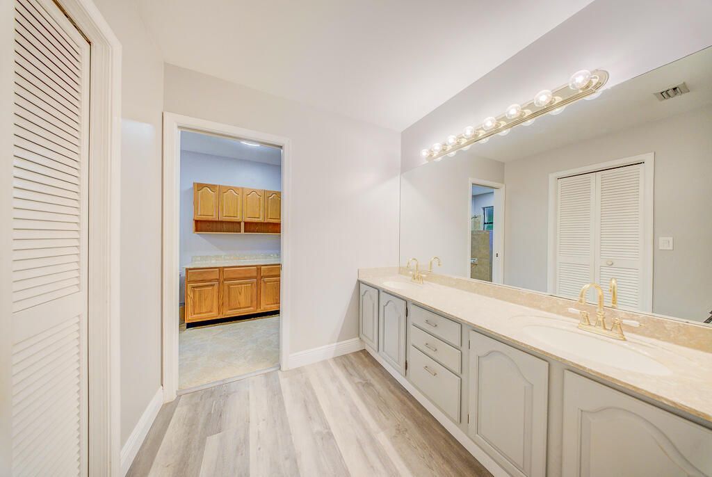 301 Knotty Wood Lane, Wellington, FL 33414 Photo