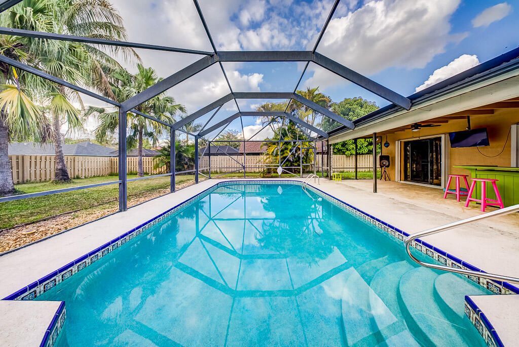 301 Knotty Wood Lane, Wellington, FL 33414 Photo