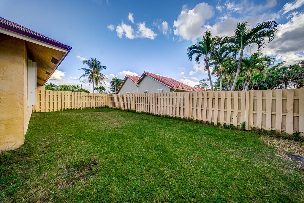 301 Knotty Wood Lane, Wellington, FL 33414 Photo