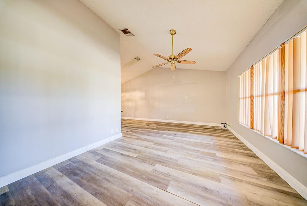 301 Knotty Wood Lane, Wellington, FL 33414 Photo