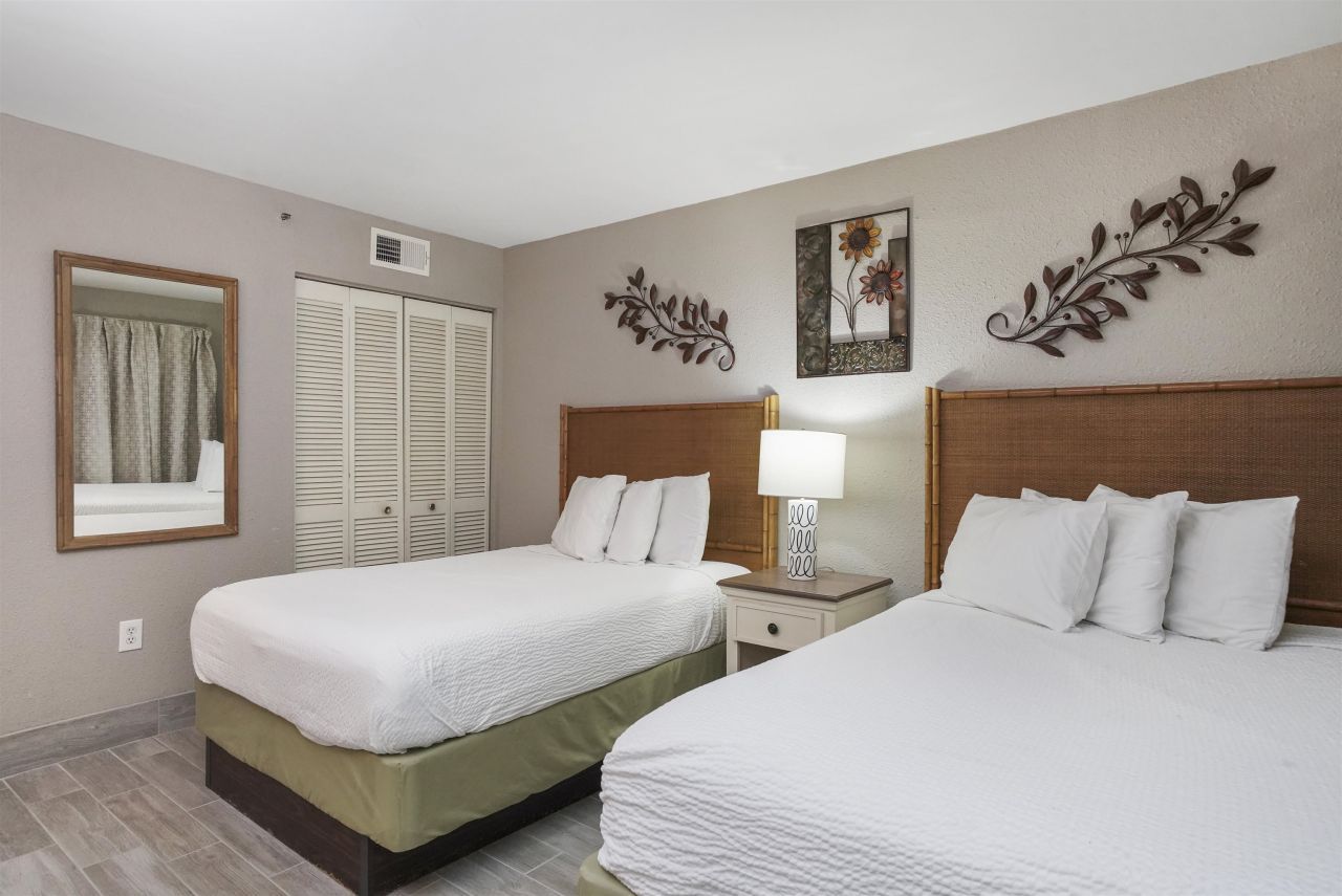 2310 N Ocean Blvd.  Photo 16