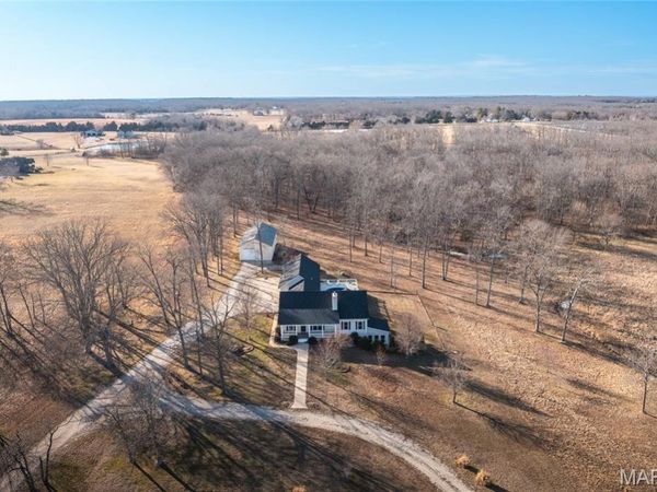 17205 Elk Prairie Drive, Rolla, MO 65401