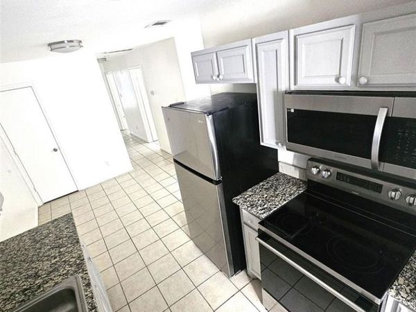 2839 Ave J, Fort Worth, TX 76105