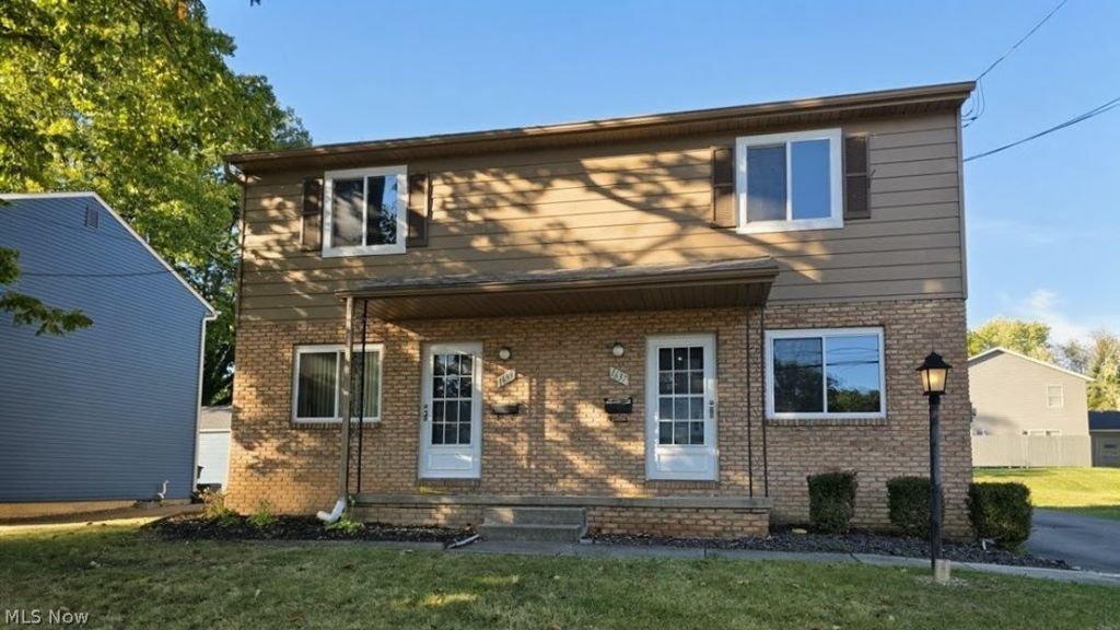 1639 Liberty Drive, Akron, OH 44313 Main Photo