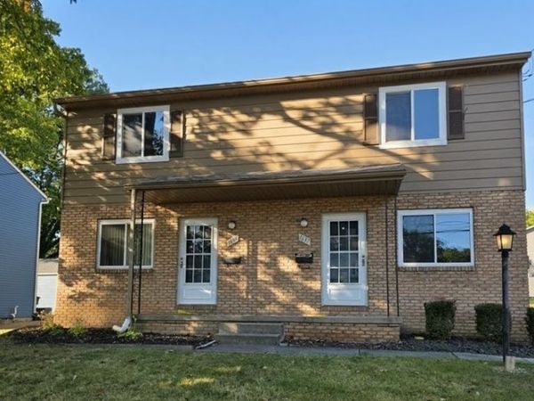 1639 Liberty Drive, Akron, OH 44313