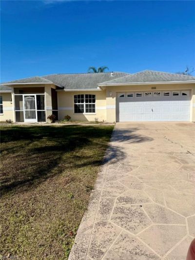 126 Zenith Cir, Fort Myers, FL 33913 Photo