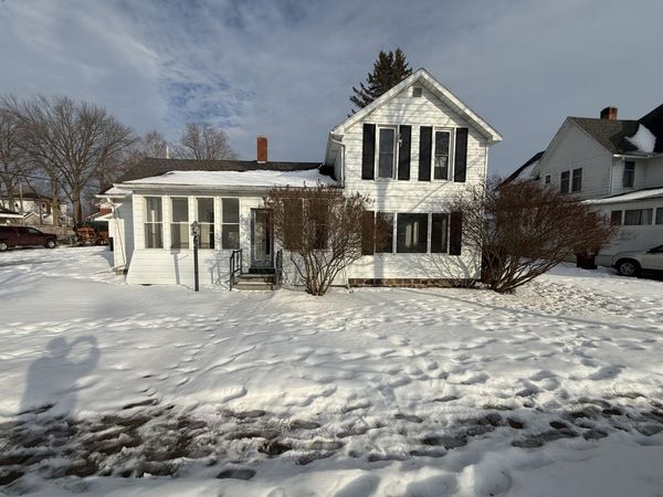 210 N Queen Street, Nashville, MI 49073