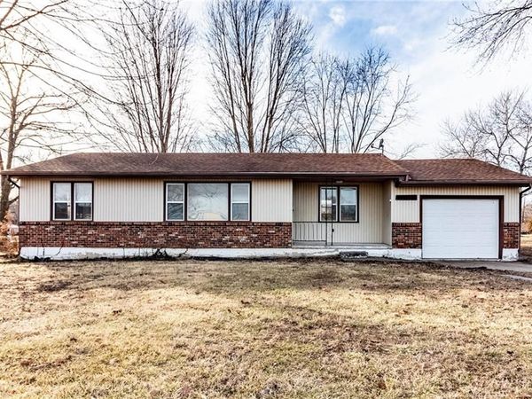 303 North Street, Windsor, MO 65360