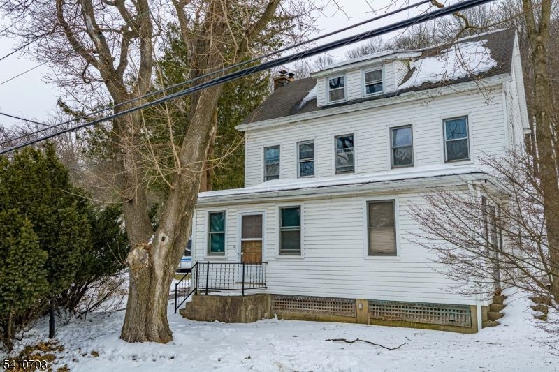 782 Uniontown Rd, Lopatcong, NJ 08865 Main Photo