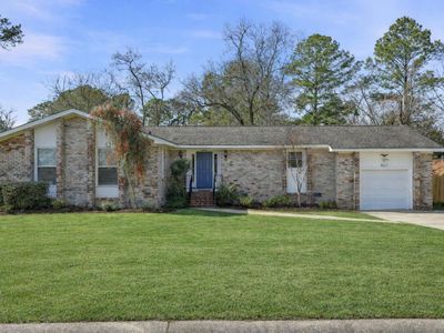 8517 Deerwood Drive, North Charleston, SC 29406